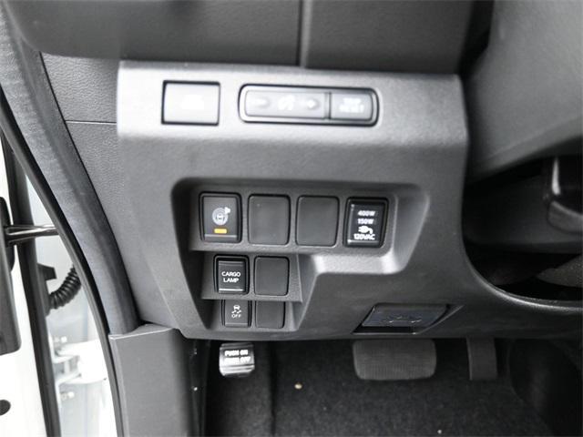 new 2025 Nissan Frontier car, priced at $38,725