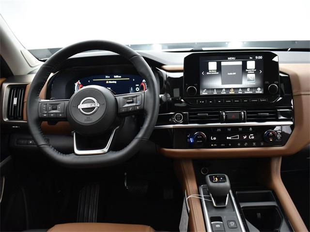 new 2024 Nissan Pathfinder car, priced at $45,324