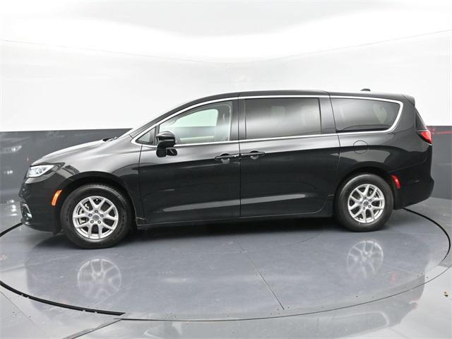 used 2023 Chrysler Pacifica car, priced at $23,187