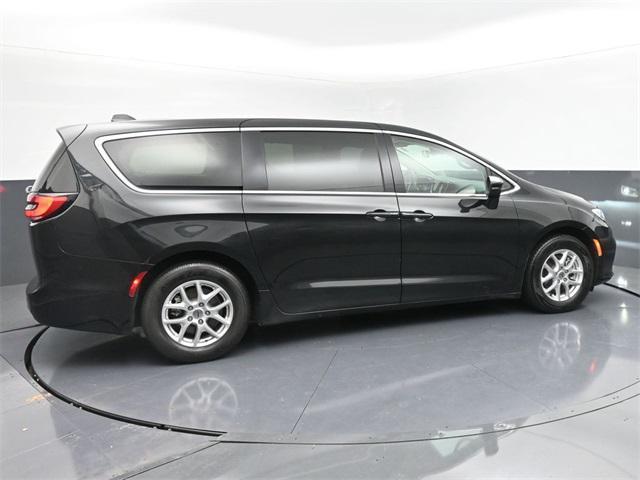 used 2023 Chrysler Pacifica car, priced at $23,187