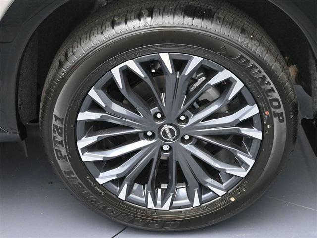 new 2025 Nissan Rogue car, priced at $40,276