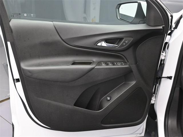 used 2023 Chevrolet Equinox car, priced at $25,882