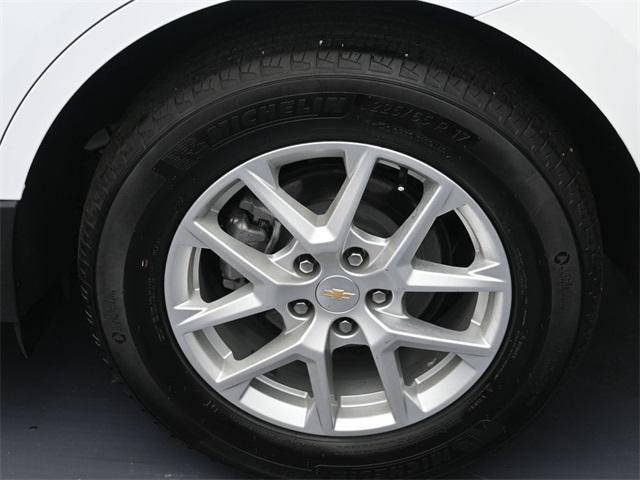 used 2023 Chevrolet Equinox car, priced at $25,882