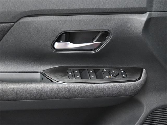 new 2025 Nissan Kicks car