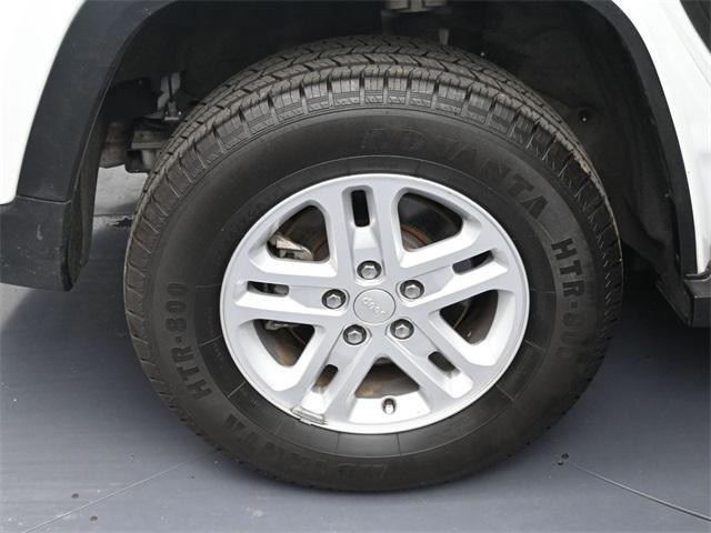 used 2022 Jeep Grand Cherokee car, priced at $26,995