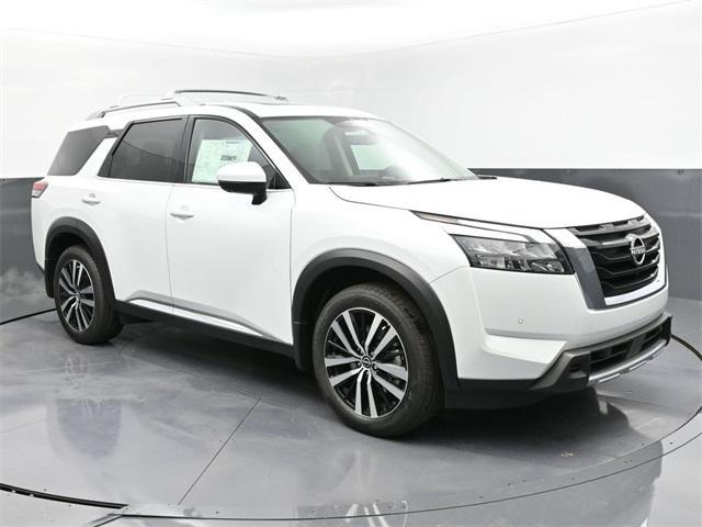 new 2025 Nissan Pathfinder car, priced at $53,630