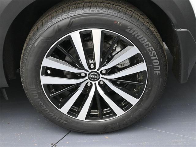 new 2025 Nissan Pathfinder car, priced at $53,630