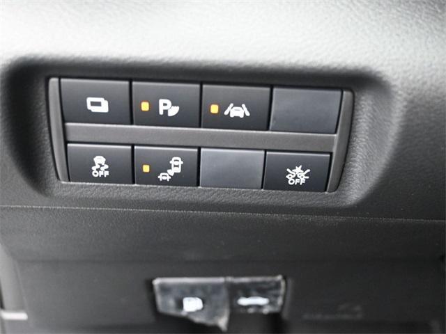 new 2025 Nissan Kicks car, priced at $22,040