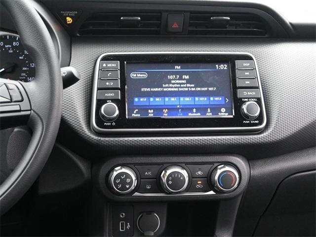 new 2025 Nissan Kicks car, priced at $22,040