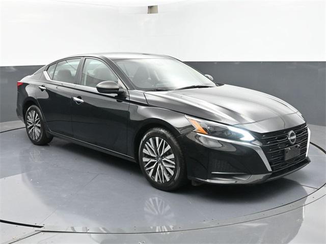 used 2024 Nissan Altima car, priced at $20,309