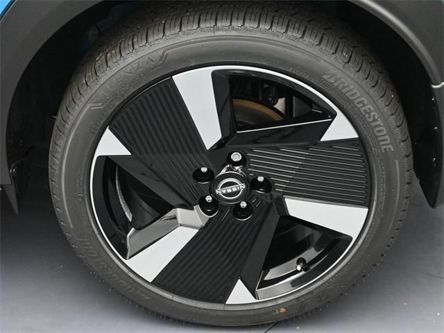 new 2025 Nissan Kicks car, priced at $28,535