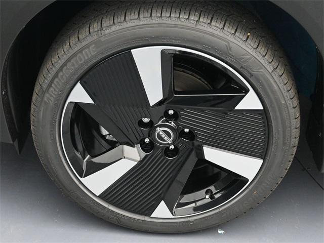 new 2025 Nissan Kicks car, priced at $28,535