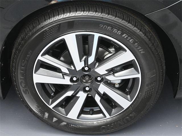 new 2025 Nissan Versa car, priced at $19,985