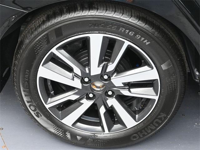 new 2025 Nissan Versa car, priced at $19,985