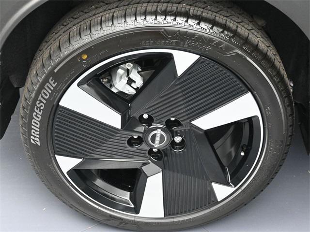 new 2025 Nissan Kicks car