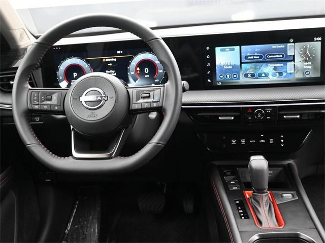 new 2025 Nissan Kicks car