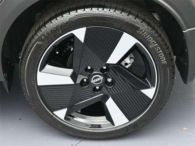 new 2025 Nissan Kicks car
