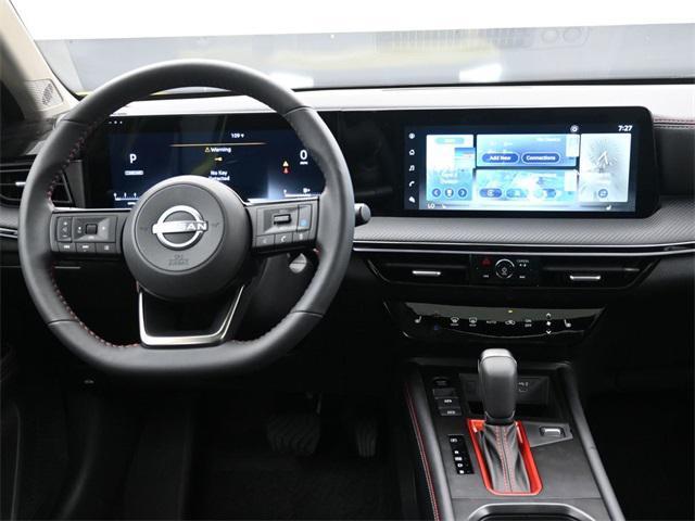 new 2025 Nissan Kicks car, priced at $30,962