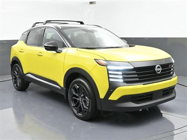 new 2025 Nissan Kicks car, priced at $30,962
