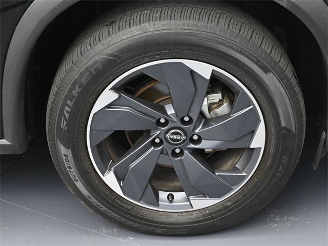 used 2024 Nissan Rogue car, priced at $24,139