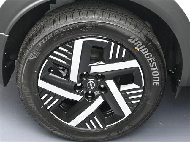 new 2025 Nissan Kicks car