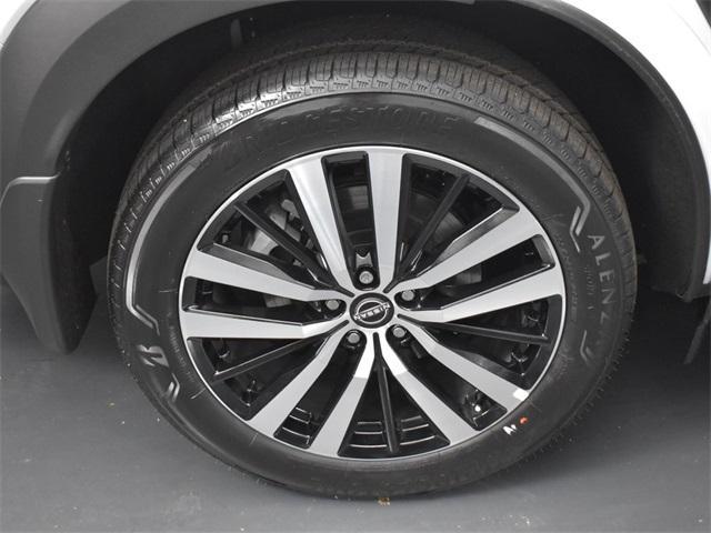 new 2025 Nissan Pathfinder car, priced at $53,080