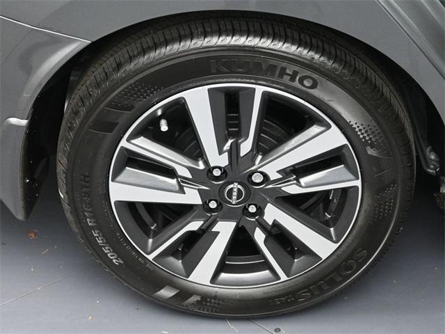 new 2025 Nissan Versa car, priced at $19,985