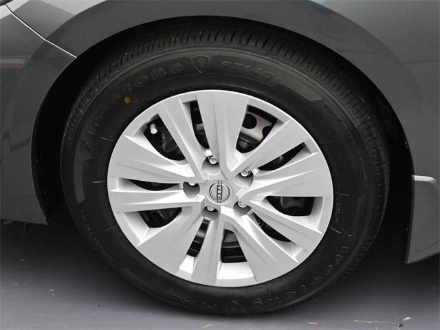 new 2025 Nissan Sentra car, priced at $21,182
