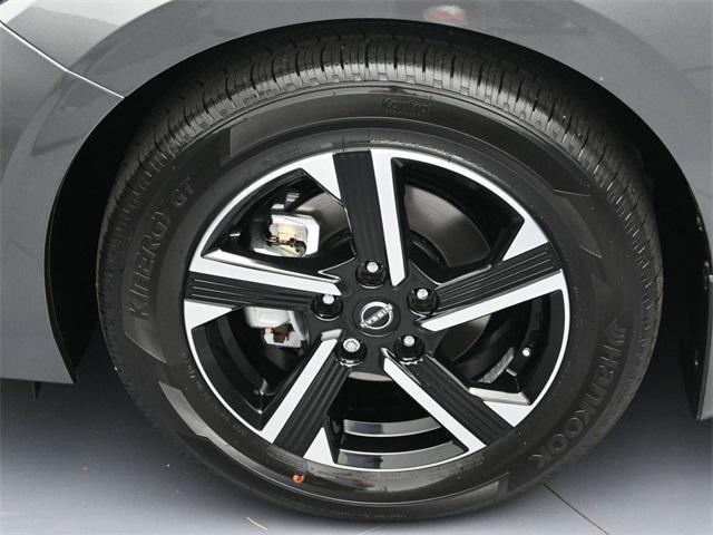 new 2025 Nissan Sentra car, priced at $23,566