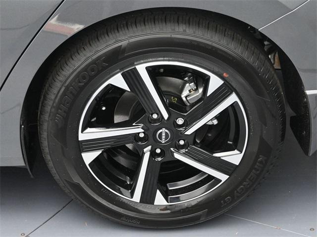 new 2025 Nissan Sentra car, priced at $23,566