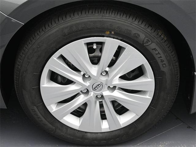 new 2025 Nissan Sentra car, priced at $21,176