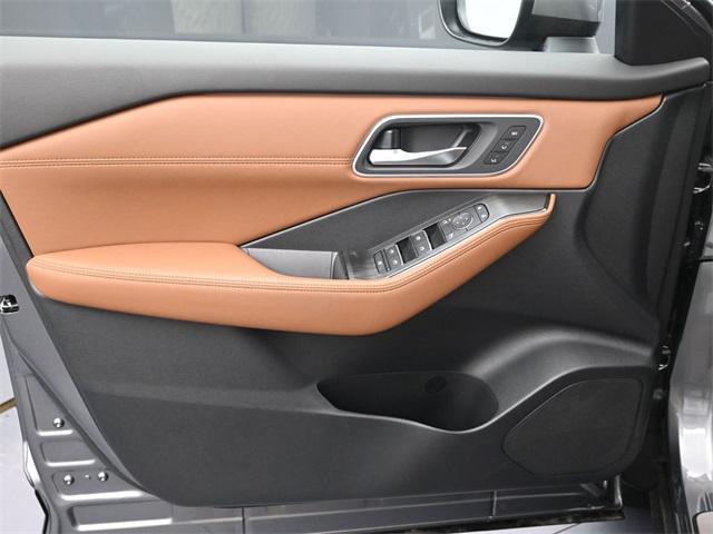 new 2025 Nissan Rogue car, priced at $42,011