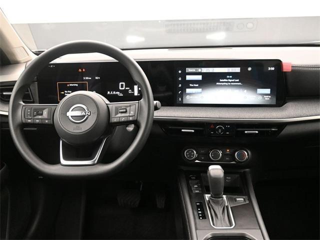new 2025 Nissan Kicks car, priced at $26,592