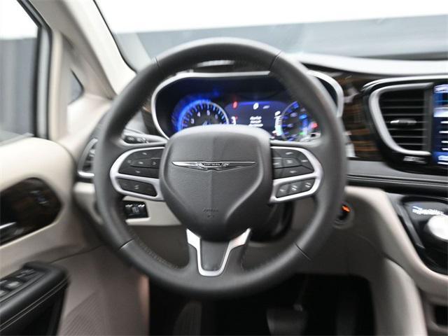 used 2023 Chrysler Pacifica car, priced at $26,798