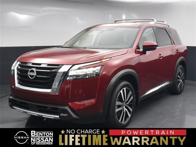 new 2025 Nissan Pathfinder car, priced at $52,990