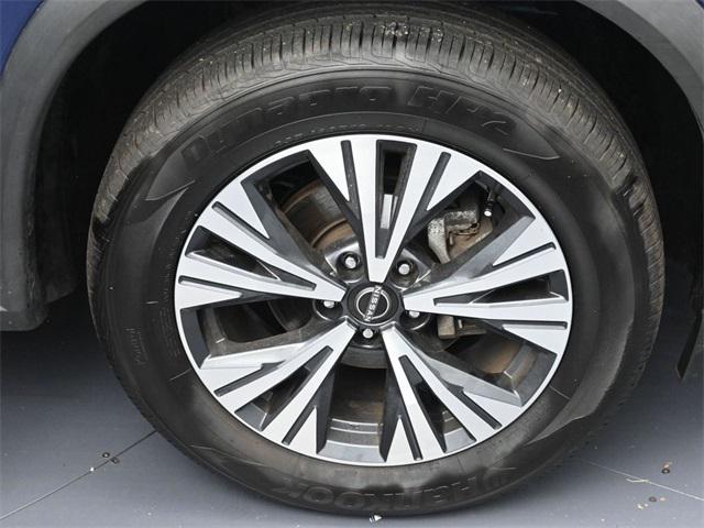 used 2023 Nissan Rogue car, priced at $23,583