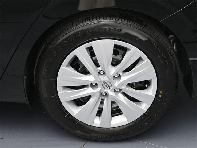 new 2025 Nissan Sentra car, priced at $22,236