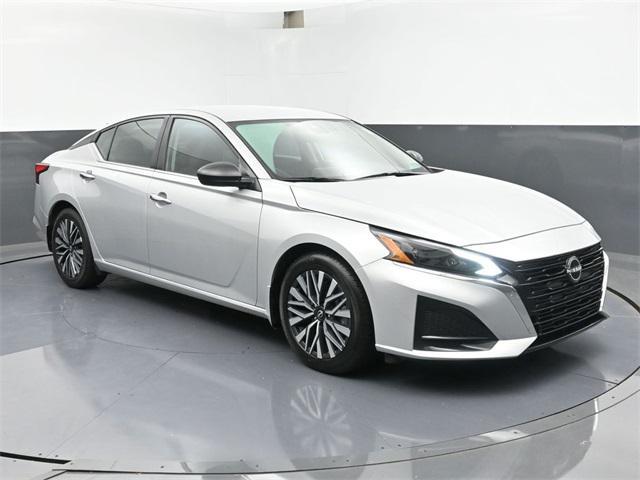 used 2024 Nissan Altima car, priced at $21,431