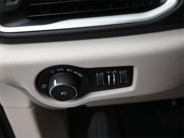 used 2023 Chrysler Pacifica car, priced at $22,517