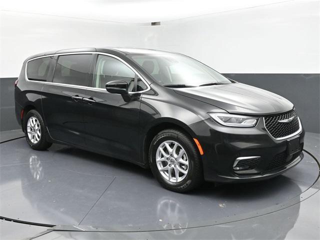 used 2023 Chrysler Pacifica car, priced at $22,517