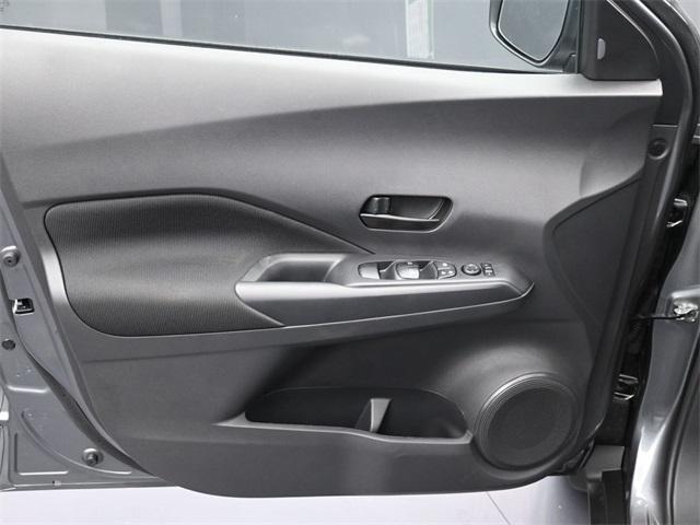new 2025 Nissan Kicks car