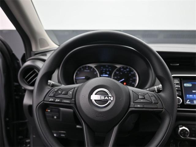 new 2025 Nissan Kicks car