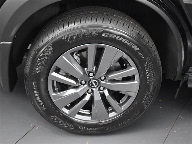 new 2025 Nissan Pathfinder car, priced at $42,445