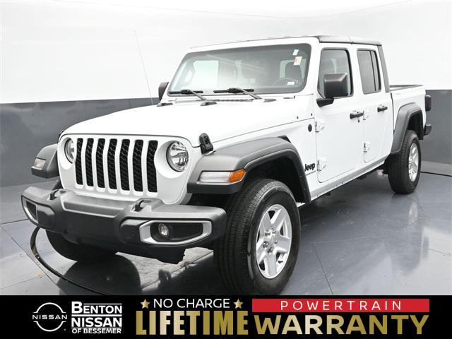 used 2023 Jeep Gladiator car, priced at $28,825