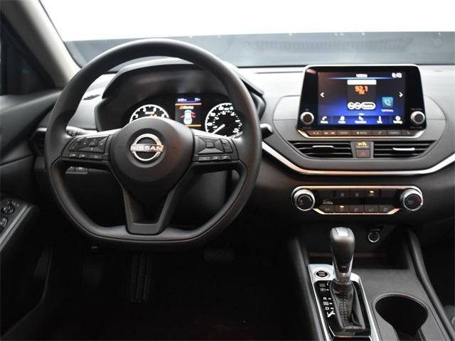 new 2025 Nissan Altima car, priced at $26,158