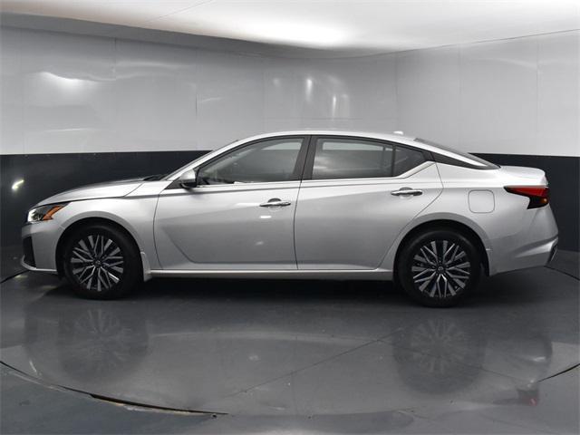 used 2023 Nissan Altima car, priced at $22,501
