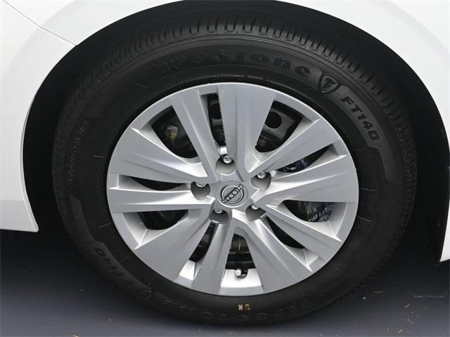 new 2025 Nissan Sentra car, priced at $21,182