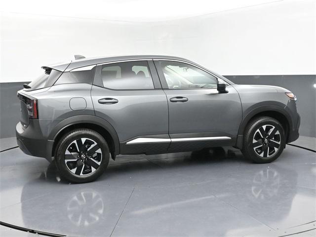 new 2025 Nissan Kicks car, priced at $26,160