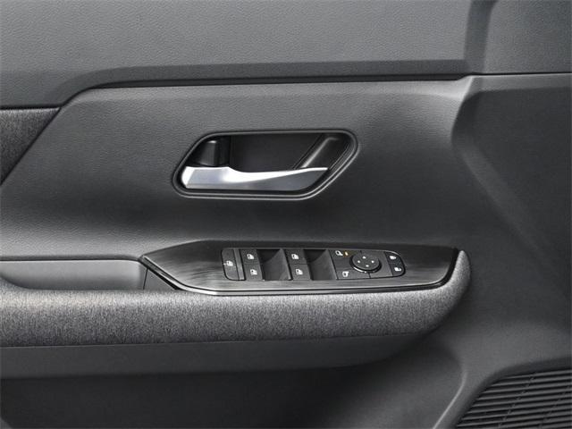 new 2026 Nissan Kicks car, priced at $25,173