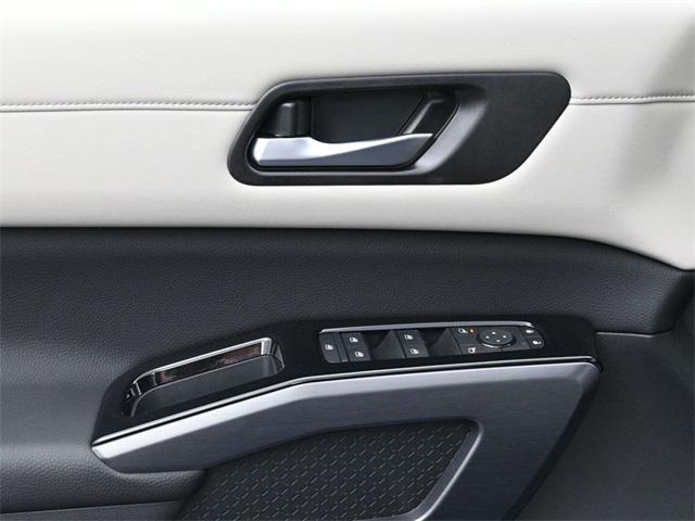 new 2025 Nissan Pathfinder car, priced at $45,570
